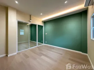出售 5 卧室 联排别墅 在 Mueang Chiang Mai, Chiang Mai