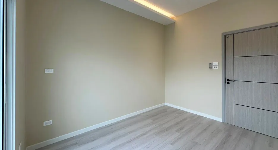 Reihenhaus zum Kauf mit 5 Zimmer in Mueang Chiang Mai, Chiang Mai