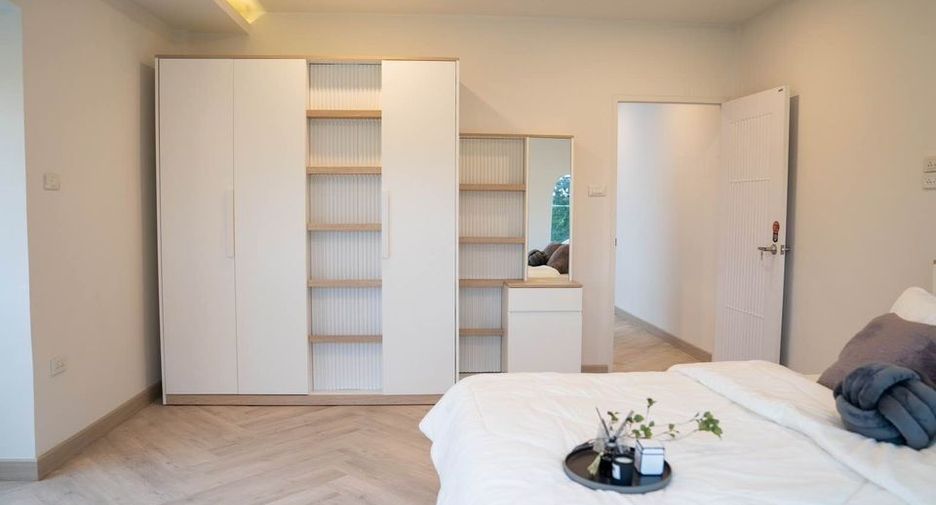 Reihenhaus zum Kauf mit 3 Zimmer in Mueang Chiang Mai, Chiang Mai