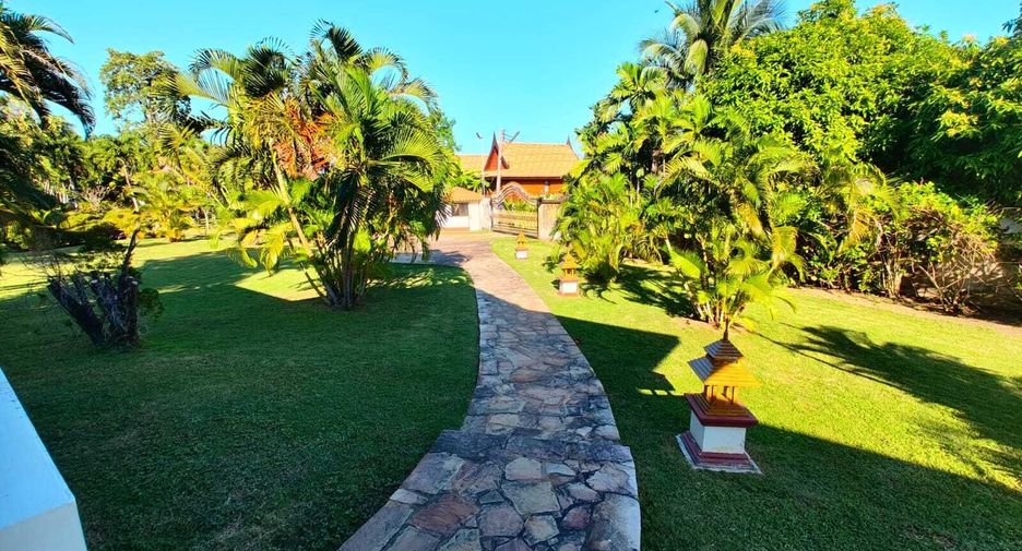 For sale 9 bedrooms house in Pran Buri, Prachuap Khiri Khan