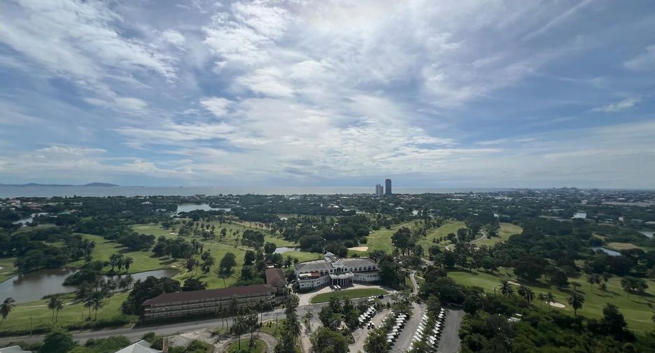 For sale 3 bedrooms condo in Mueang Chon Buri, Chonburi