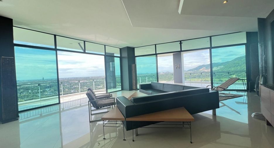 For sale 3 bedrooms condo in Mueang Chon Buri, Chonburi