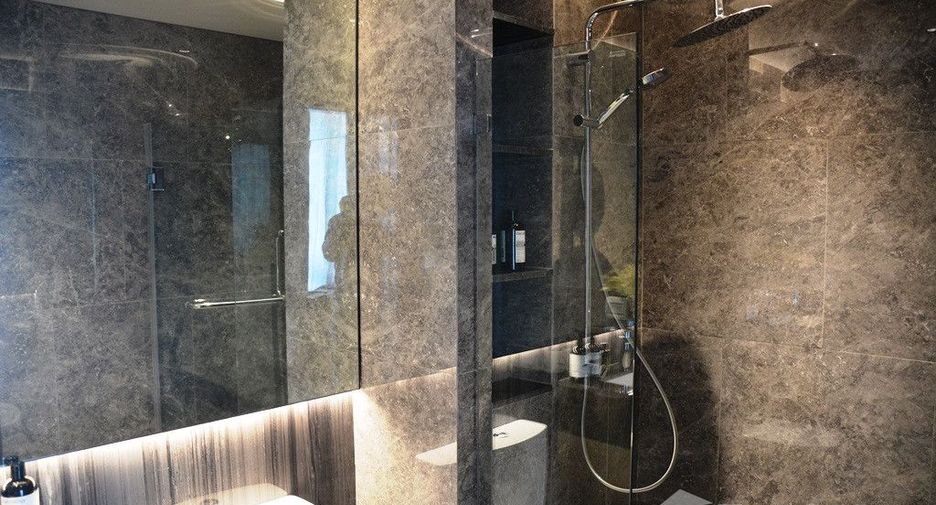 For sale 2 bedrooms condo in Watthana, Bangkok