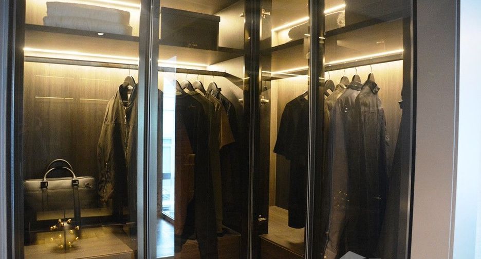 For sale 2 bedrooms condo in Watthana, Bangkok
