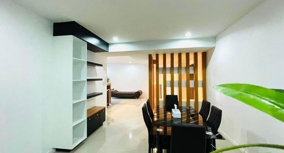 For sale and for rent 2 bedrooms condo in Mueang Chiang Mai, Chiang Mai