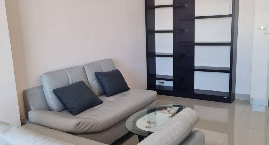For rent studio condo in Huai Khwang, Bangkok