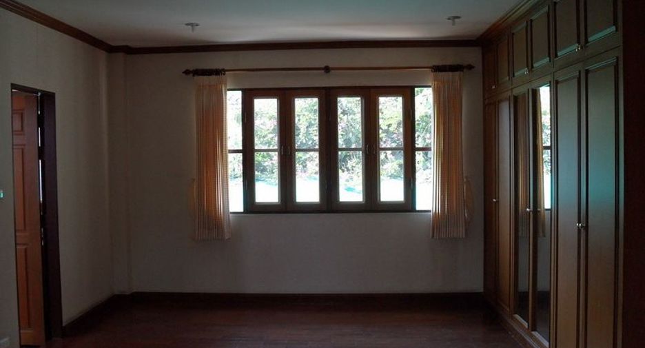 出售 4 卧室 独立屋 在 Mueang Chiang Mai, Chiang Mai