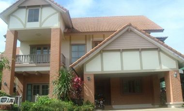 For sale 4 bedrooms house in Mueang Chiang Mai, Chiang Mai