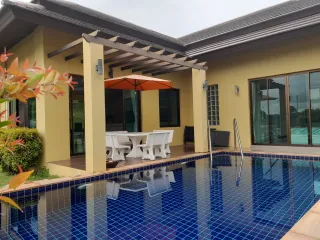 For Rent 3 Bedroom House In Bang Saray, Pattaya