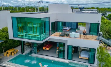 For rent 4 bedrooms villa in Hua Hin, Prachuap Khiri Khan