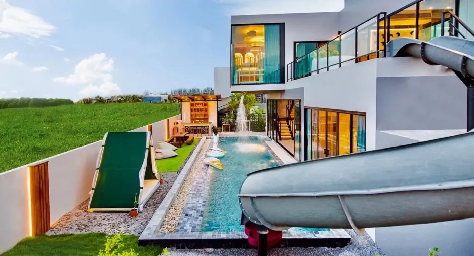 For rent 4 bedrooms villa in Hua Hin, Prachuap Khiri Khan