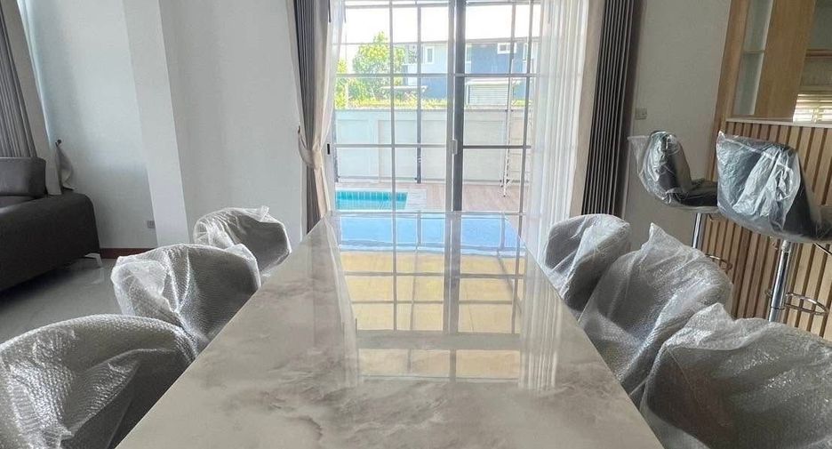 For sale and for rent 4 bedrooms house in Mueang Chiang Mai, Chiang Mai