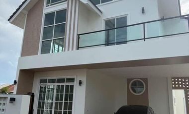 For sale and for rent 4 bedrooms house in Mueang Chiang Mai, Chiang Mai