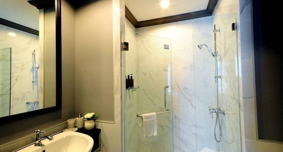 For sale and for rent studio condo in Pathum Wan, Bangkok