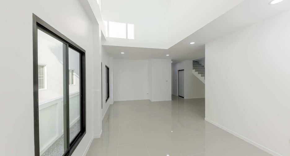 Casa en venta de 3 habitaciones en Doi Saket, Chiang Mai