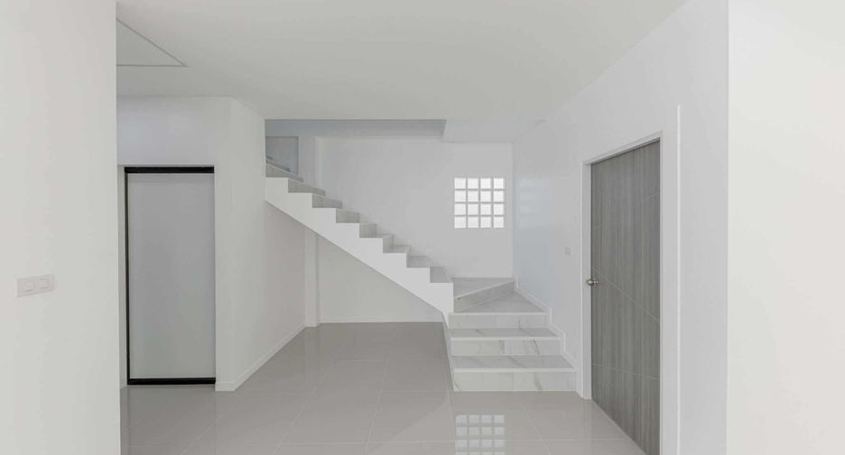 Casa en venta de 3 habitaciones en Doi Saket, Chiang Mai