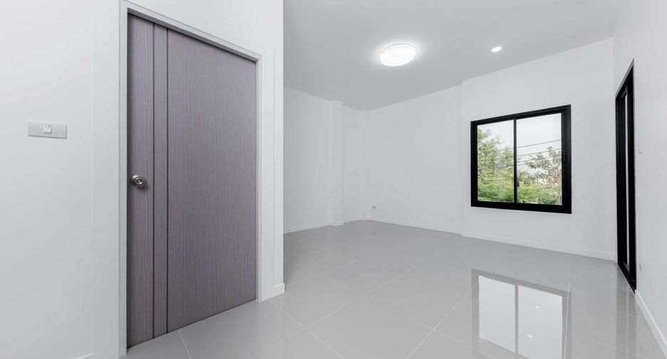 Casa en venta de 3 habitaciones en Doi Saket, Chiang Mai