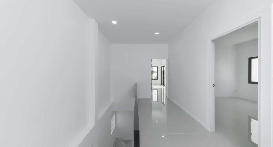 Casa en venta de 3 habitaciones en Doi Saket, Chiang Mai