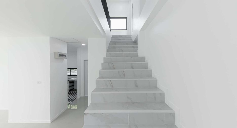 Casa en venta de 3 habitaciones en Doi Saket, Chiang Mai