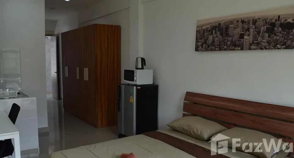 For rent studio apartment in Phra Khanong, Bangkok