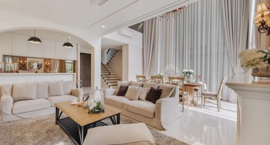 For rent 3 bedrooms townhouse in Hua Hin, Prachuap Khiri Khan