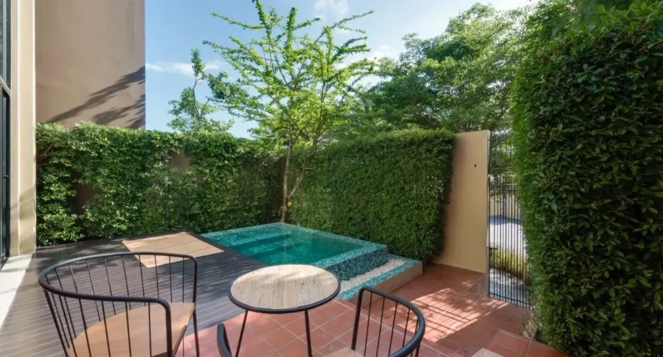 For rent 3 bedrooms townhouse in Hua Hin, Prachuap Khiri Khan