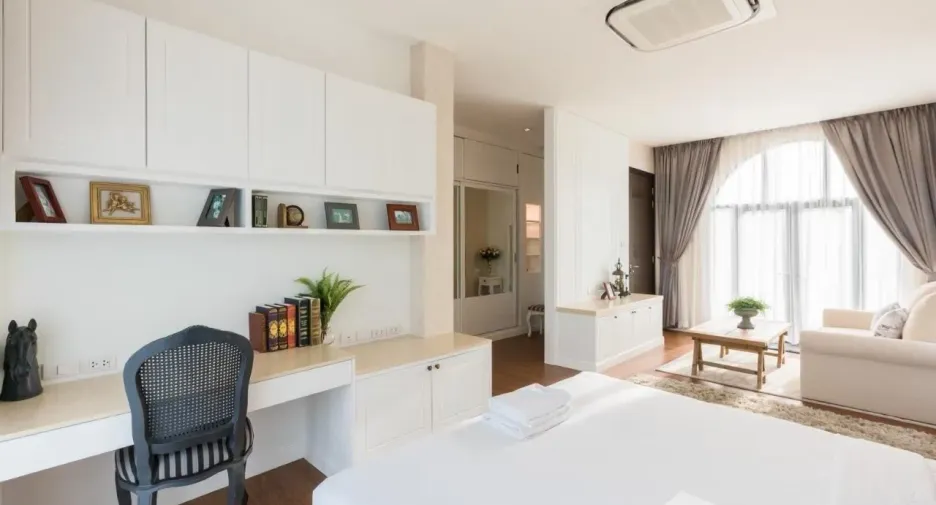 For rent 3 bedrooms townhouse in Hua Hin, Prachuap Khiri Khan