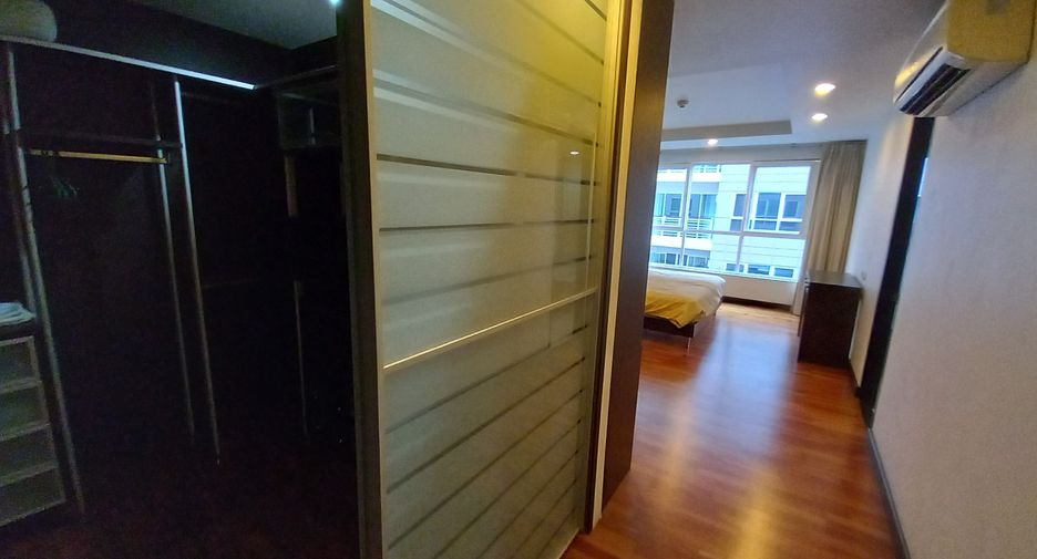 For sale and for rent 2 bedrooms condo in Watthana, Bangkok
