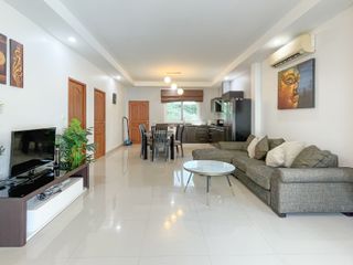 For sale and for rent 3 bedrooms villa in Mueang Phuket, Phuket
