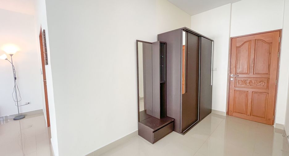 For sale and for rent 3 bedrooms villa in Mueang Phuket, Phuket