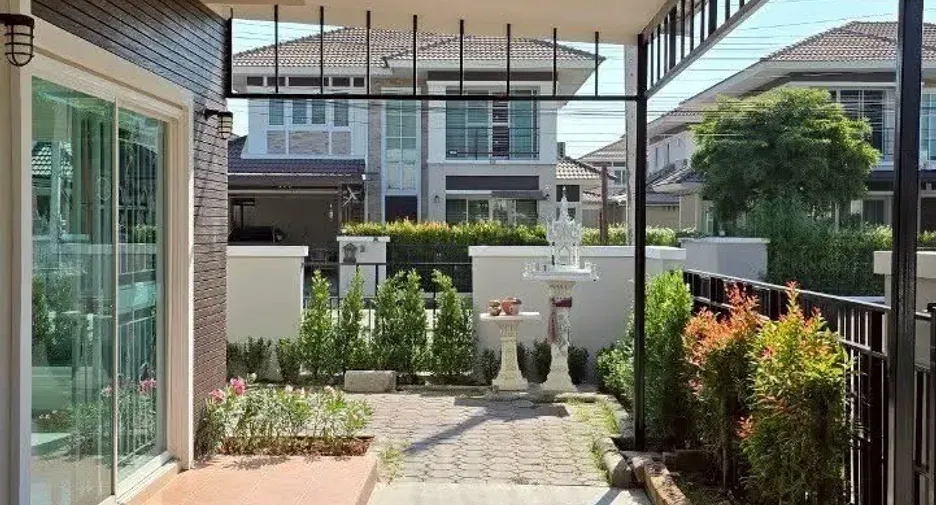 For rent 3 bedrooms house in Doi Saket, Chiang Mai