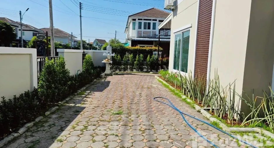 For rent 3 bedrooms house in Doi Saket, Chiang Mai