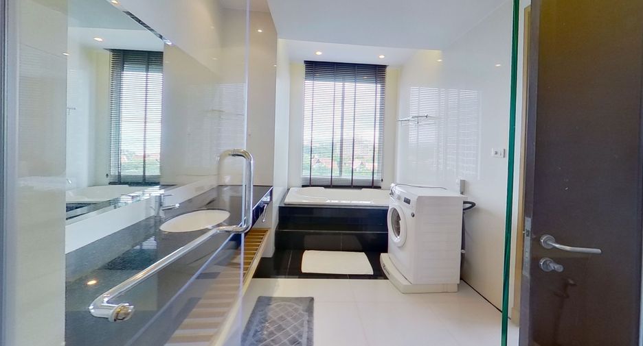 For sale and for rent 2 bedrooms condo in Bang Lamung, Chonburi