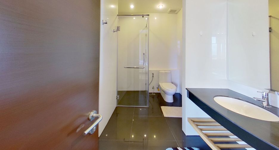 For sale and for rent 2 bedrooms condo in Bang Lamung, Chonburi