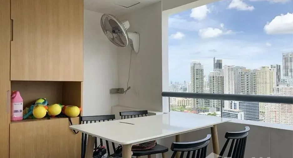 Wohnung zum Kauf mit 3 Zimmer in Khlong Toei, Bangkok