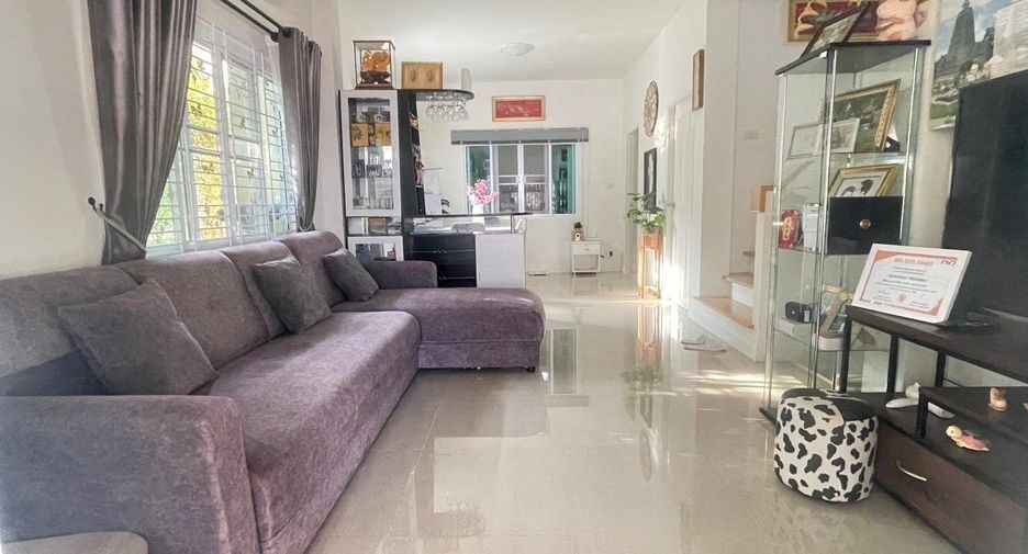 For sale and for rent 4 bedrooms house in San Sai, Chiang Mai
