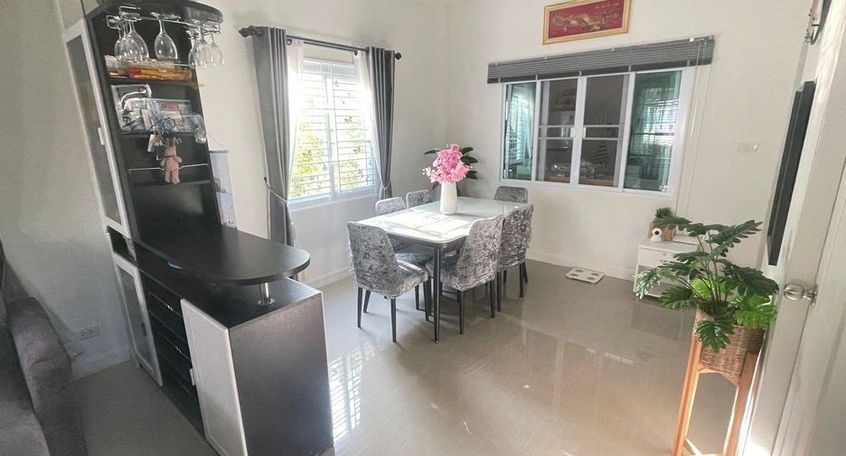 For sale and for rent 4 bedrooms house in San Sai, Chiang Mai