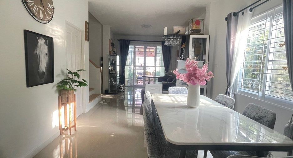 For sale and for rent 4 bedrooms house in San Sai, Chiang Mai