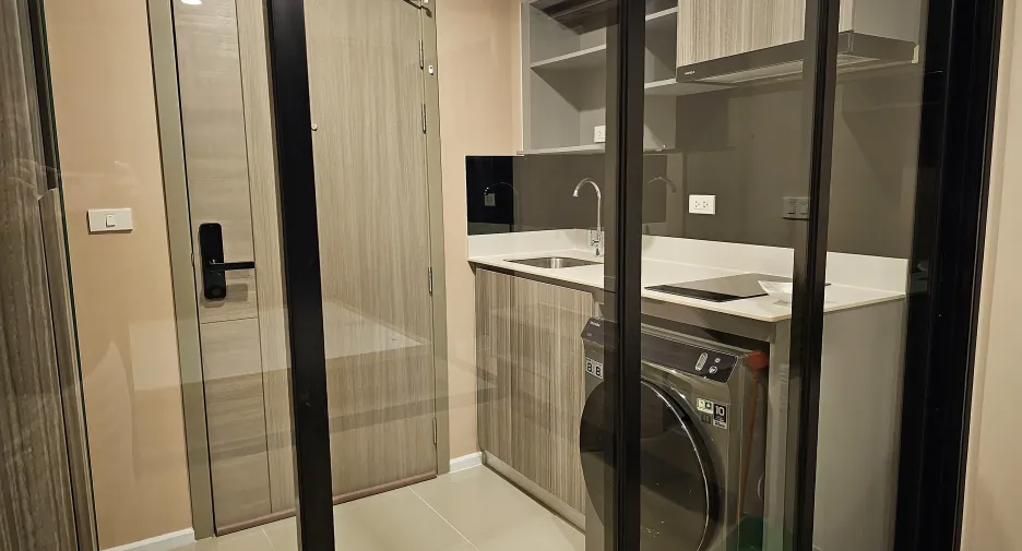 For sale 1 bed condo in Khan Na Yao, Bangkok