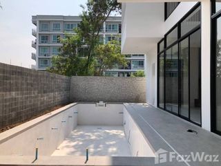 For sale 4 bedrooms townhouse in Mueang Chiang Mai, Chiang Mai
