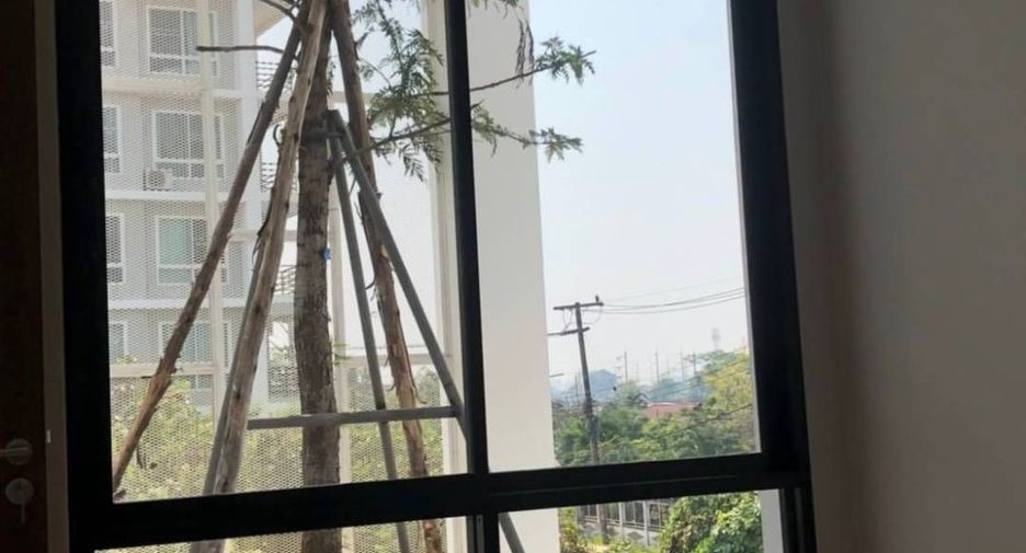 For sale 4 bedrooms townhouse in Mueang Chiang Mai, Chiang Mai