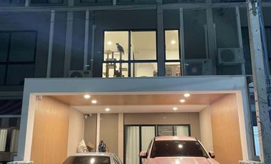 ขาย 3 ห้องนอน ทาวน์เฮ้าส์ ใน สะพานสูง, กรุงเทพฯ