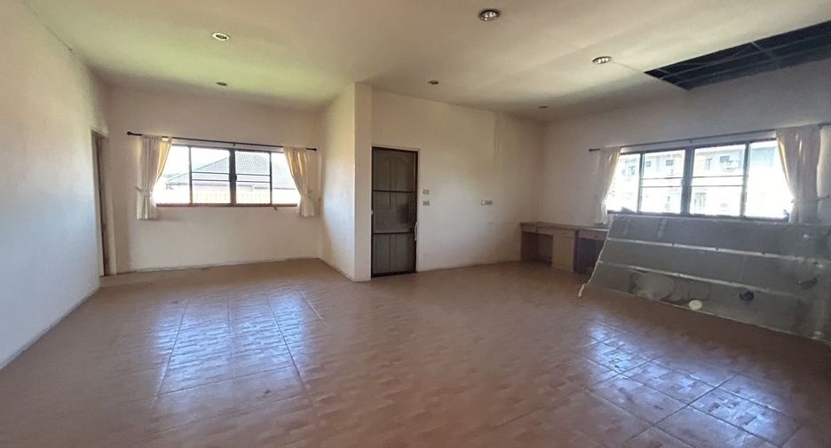 Продажа 4 спальни дом в Mueang Chiang Mai, Чианг Маи