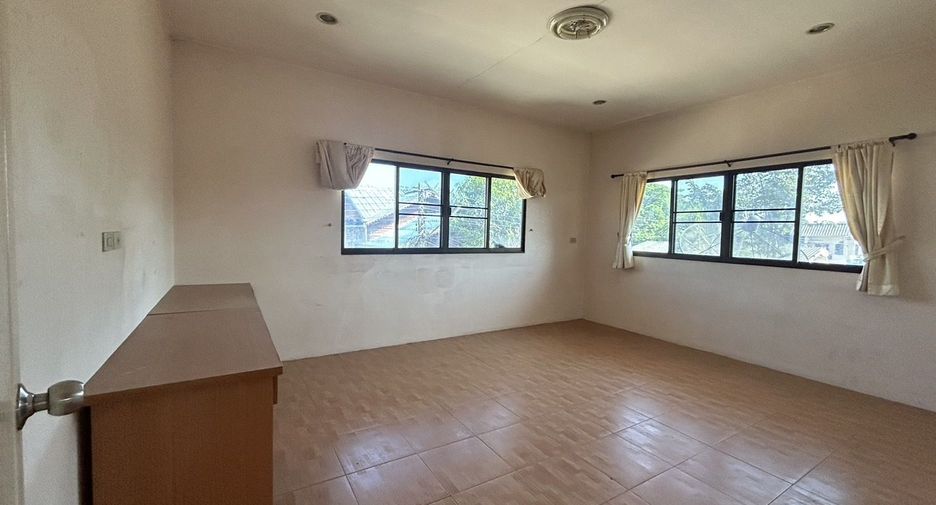 Продажа 4 спальни дом в Mueang Chiang Mai, Чианг Маи
