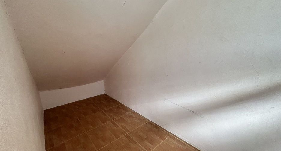Продажа 4 спальни дом в Mueang Chiang Mai, Чианг Маи