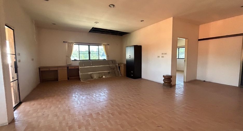 Продажа 4 спальни дом в Mueang Chiang Mai, Чианг Маи