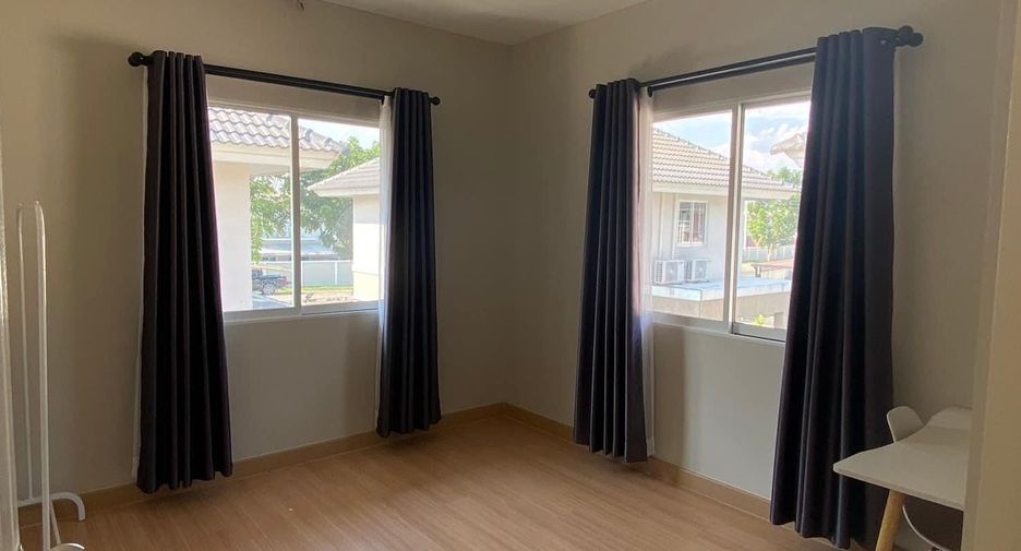 For rent 3 bedrooms house in San Sai, Chiang Mai
