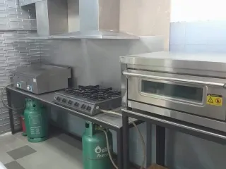 For sale 8 bedrooms townhouse in Huai Khwang, Bangkok