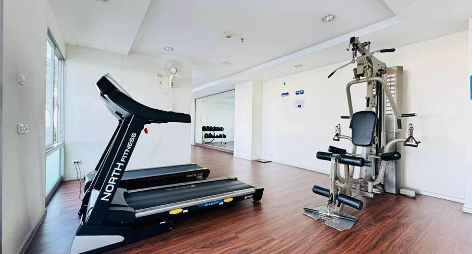 For sale studio condo in Bang Lamung, Chonburi
