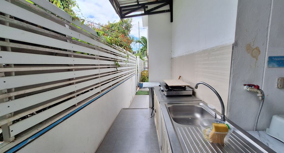 For rent 4 bedrooms villa in Hua Hin, Prachuap Khiri Khan